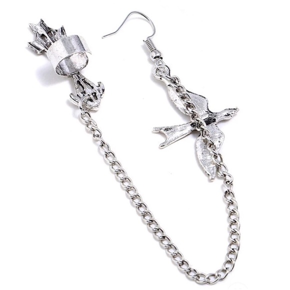 Sparrow/Bird/Arrows Cuff Earrings NWT - Picture 4 of 4